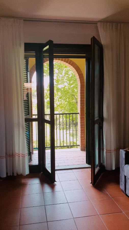 Appartement Dimora Fiore à Lucques Extérieur photo